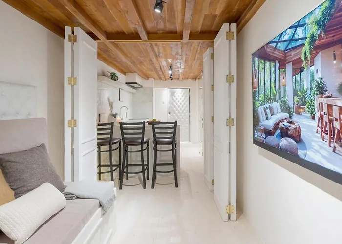 Escape Country Charm 2br For 6pax With Netflix & Apartment